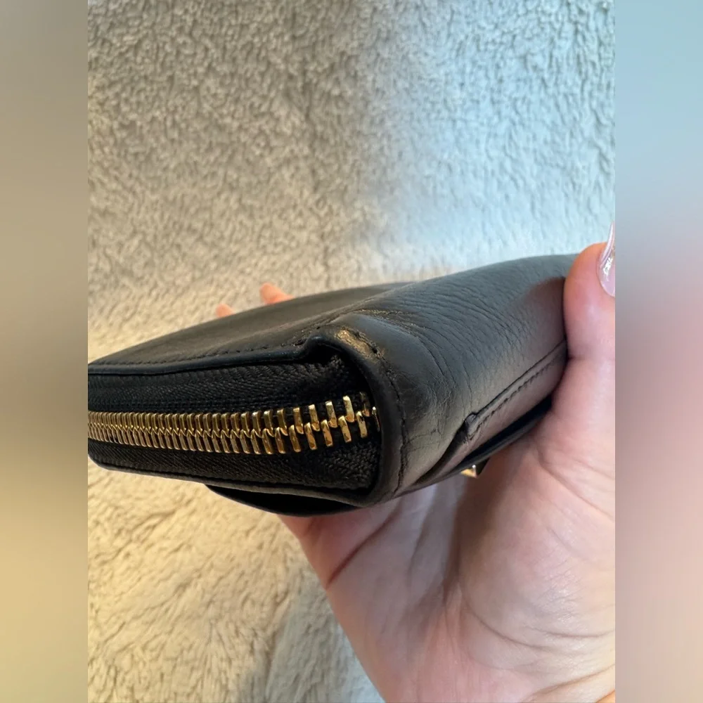 CHLOE Lily Continental Leather Bow Zip Wallet in Black - EUC
